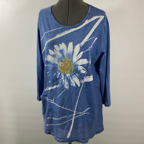 Jess & Jane Tops - Jess & Jane Tunic Women Size Xl Lagon  Blue w White Floral Design 3/4 Sleeve